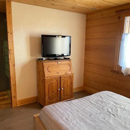 Au Pied Des Pistes Holiday home